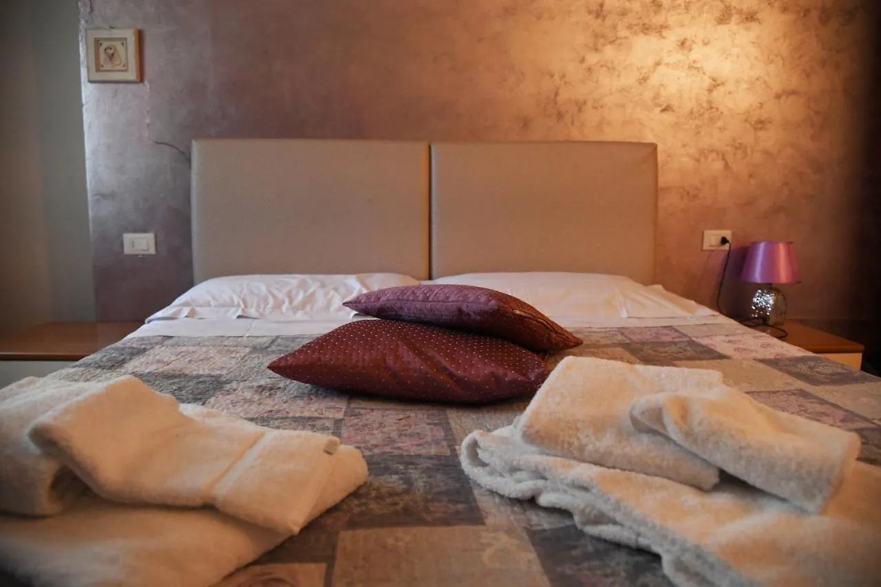 Affittacamere Sport Village Badia Holiday House Colle Val D'Elsa Italia